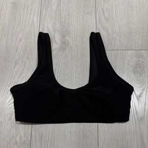 Alo yoga alosoft centre stage bra